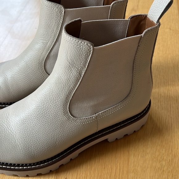 Caslon Chelsea Boots in Light Tan - Picture 3 of 4